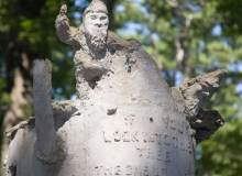 James Tellen Woodland Sculpture Garden